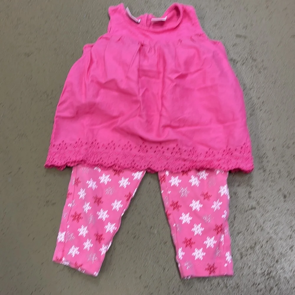 Infant Girl’s 5 Piece Lot Size 9-12 Month